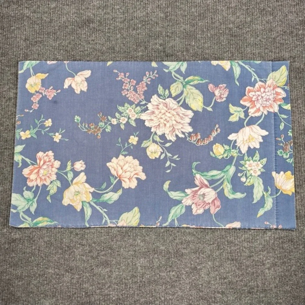 Vtg Springmaid Pillowcase 19x32 Percale Blue Floral Cottagecore Made‎ in USA